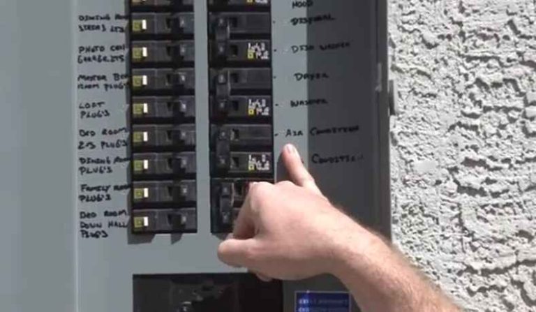 AC Breaker Not Working: Common Causes & DIY Solutions!