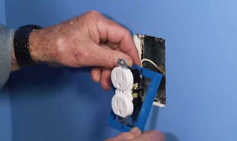 How to Fix a Loose Electrical Connection: Quick DIY Solutions