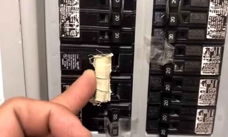 Guide to Troubleshoot a Malfunctioning AC Breaker